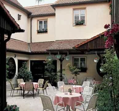 Hotel Altdeutsche Weinstuben Freyburg  Exterior foto