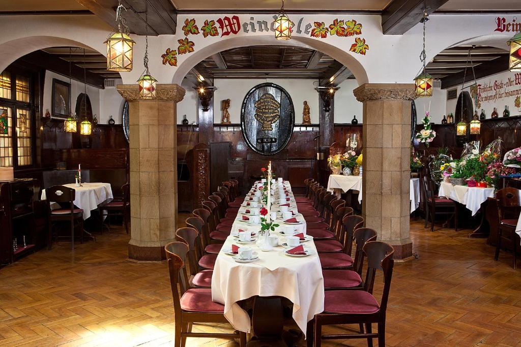 Hotel Altdeutsche Weinstuben Freyburg  Zimmer foto